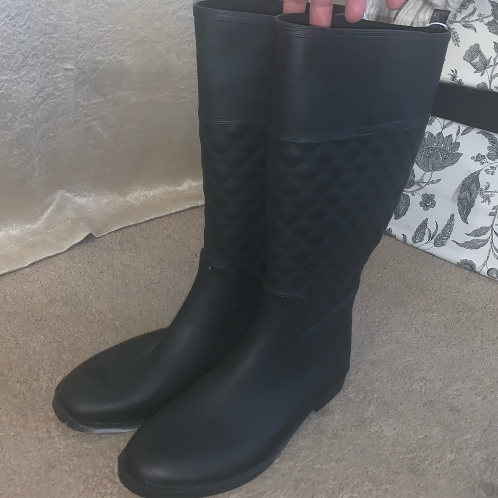Black rain boots